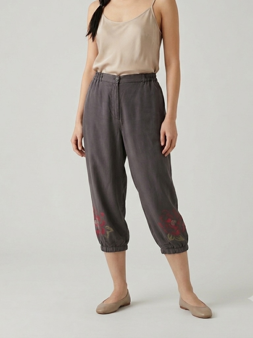 Gray Silk Balloon Capri Pants w/ Hand Painted Flowers - XS / Small 🎈